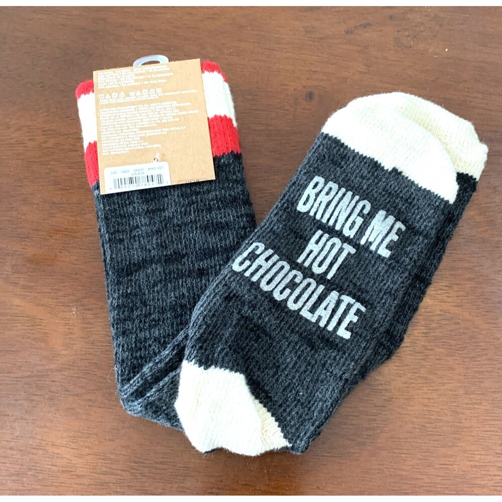 American Eagle NWT Woman's Bring Me Hot Chocolate Socks Winter Holiday